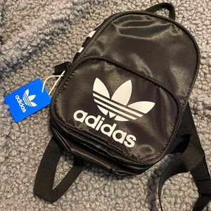 Adidas backpack sm/med